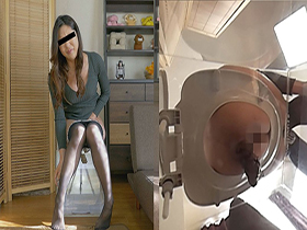 極太便のエロい女　サンプル画像07